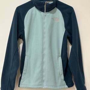 The North Face Women's Blue Two Tone Khumbu Fleece Full Zip Jacket Medium